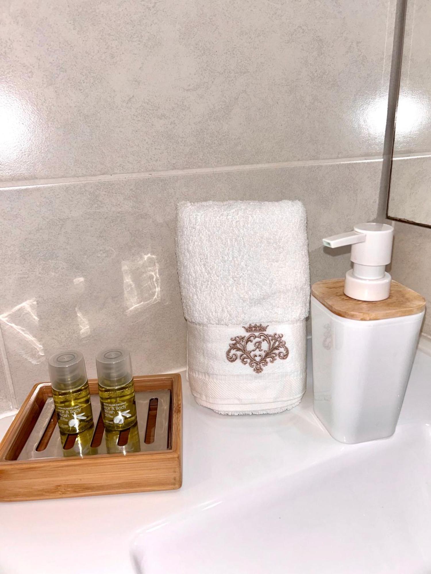 Studio Neuf - Portes De Monaco - Confort - Wifi - Clim Ngoại thất bức ảnh