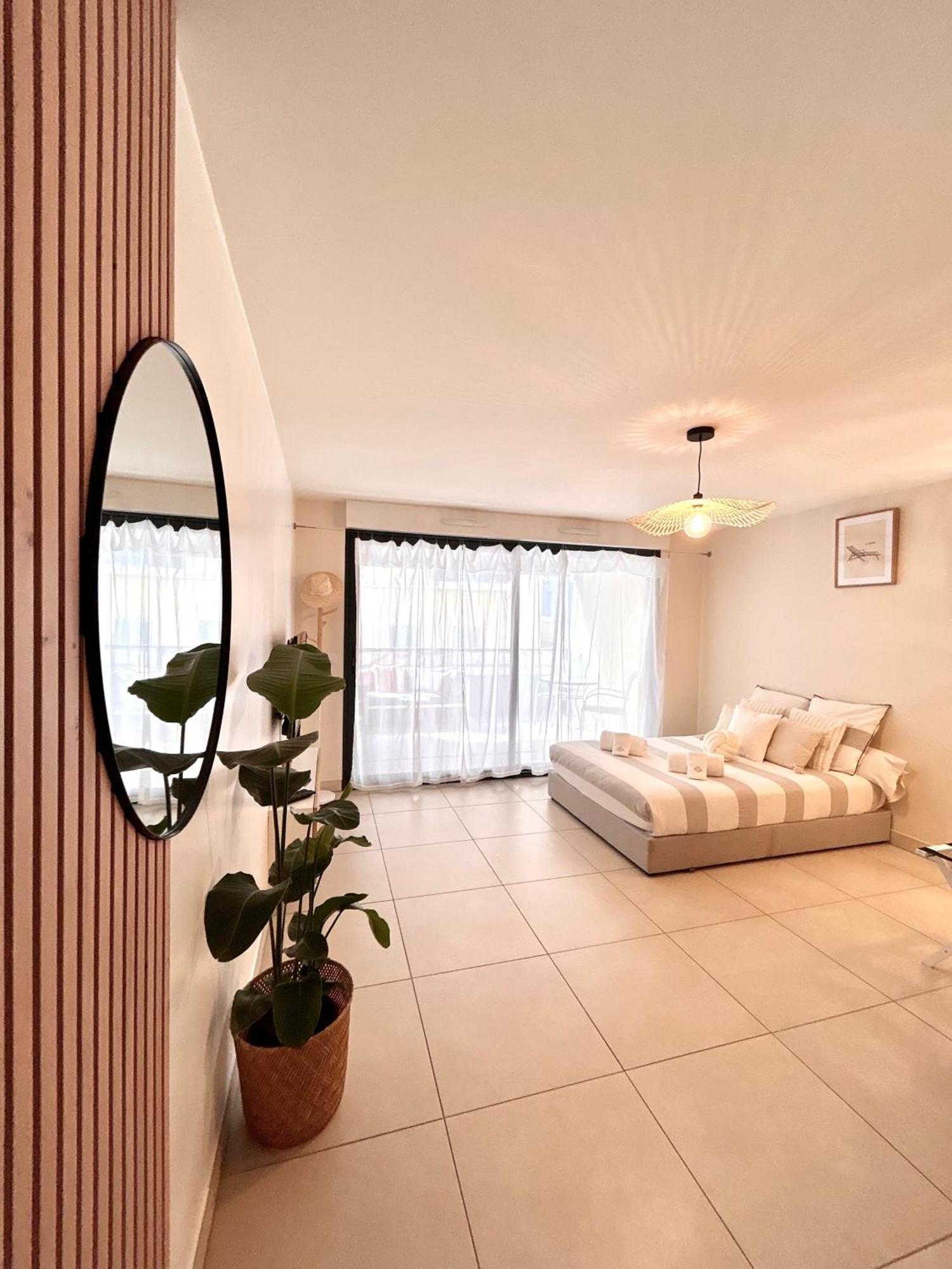 Studio Neuf - Portes De Monaco - Confort - Wifi - Clim Ngoại thất bức ảnh
